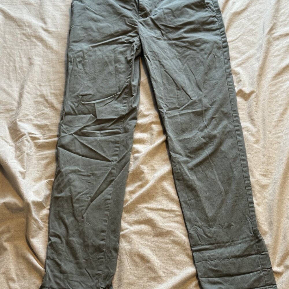 Womens Khaki pants - Gap - Olive color size 4